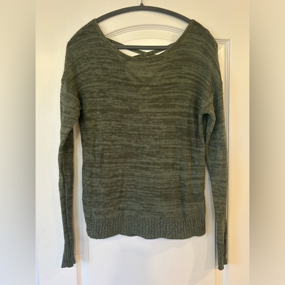 EUC SO Olive Green Heather Knit Lightweight Sweater